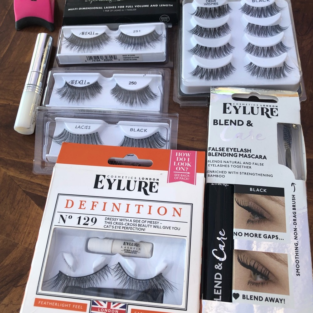 EYELASHES